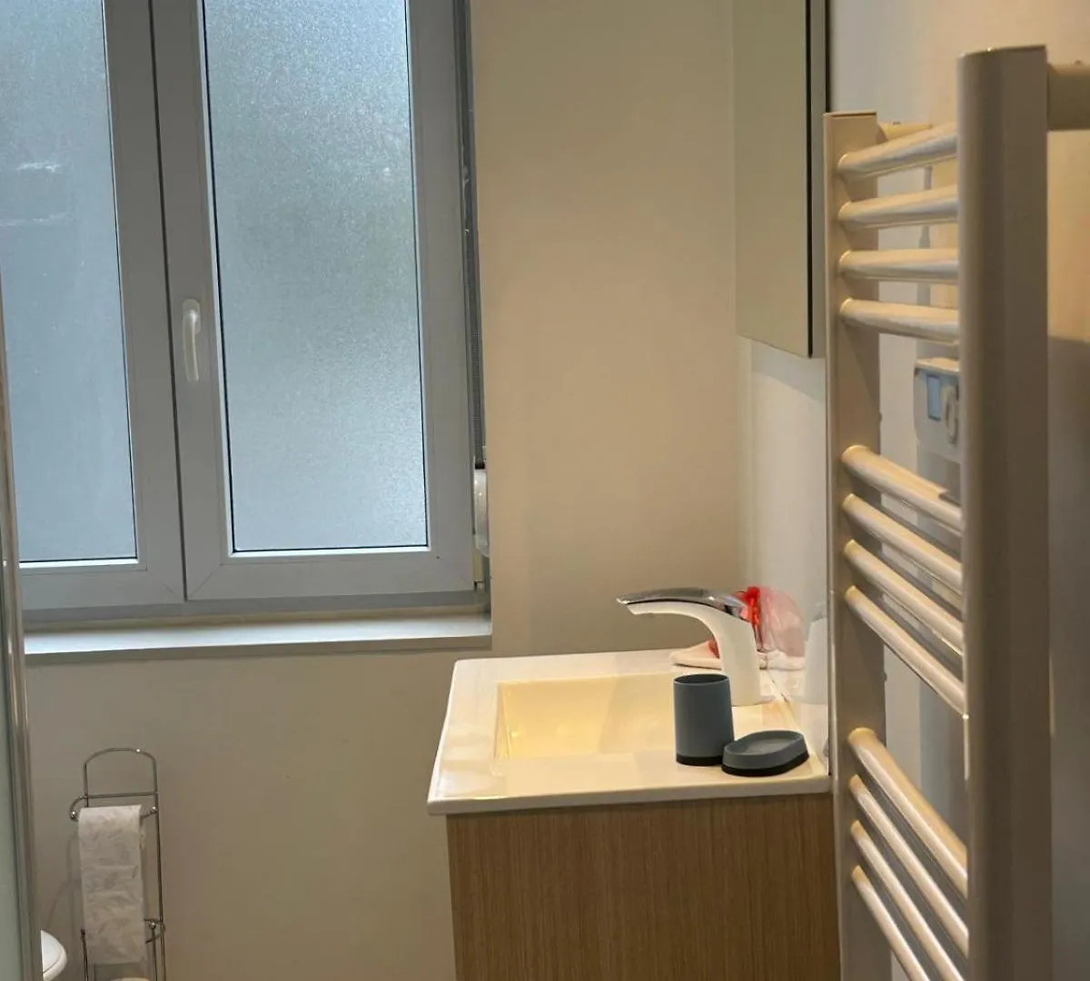 Apartment Poppy-Ideally located, Next station,Gd Palais&City Lille