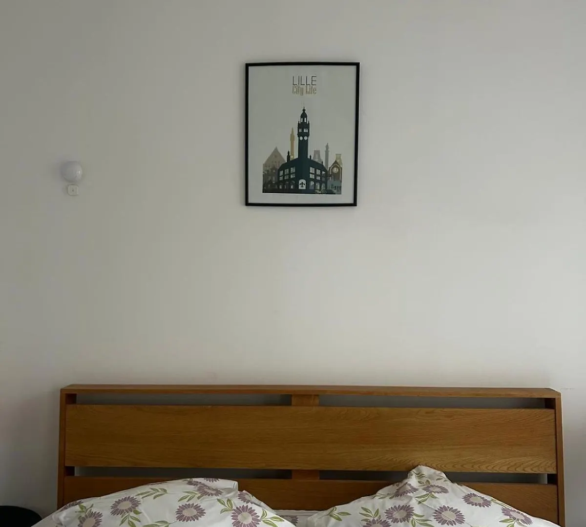 Poppy-Ideally located, Next station,Gd Palais&City Lille 0*,