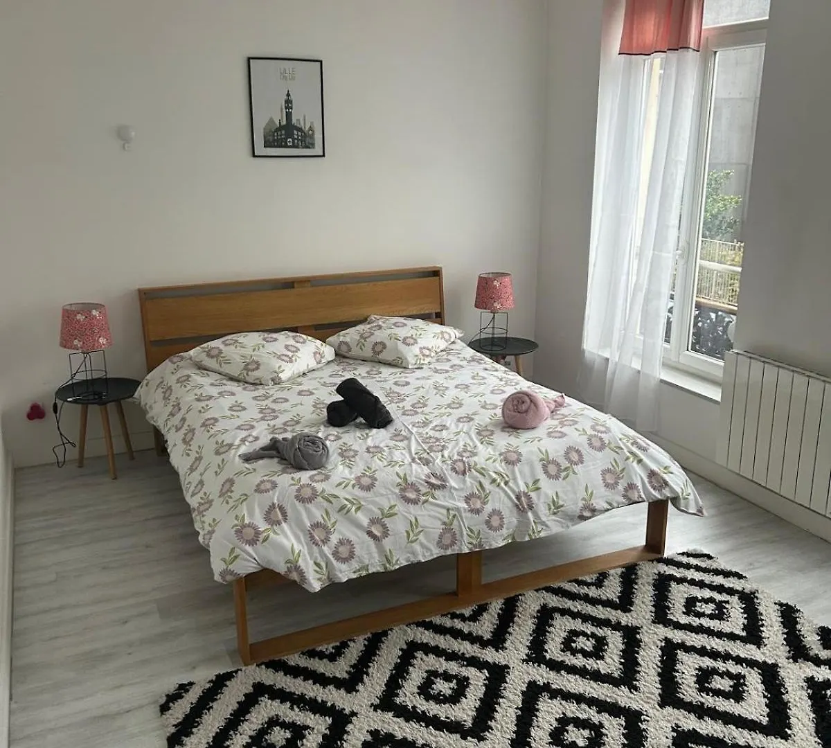 Poppy-Ideally located, Next station,Gd Palais&City Lille