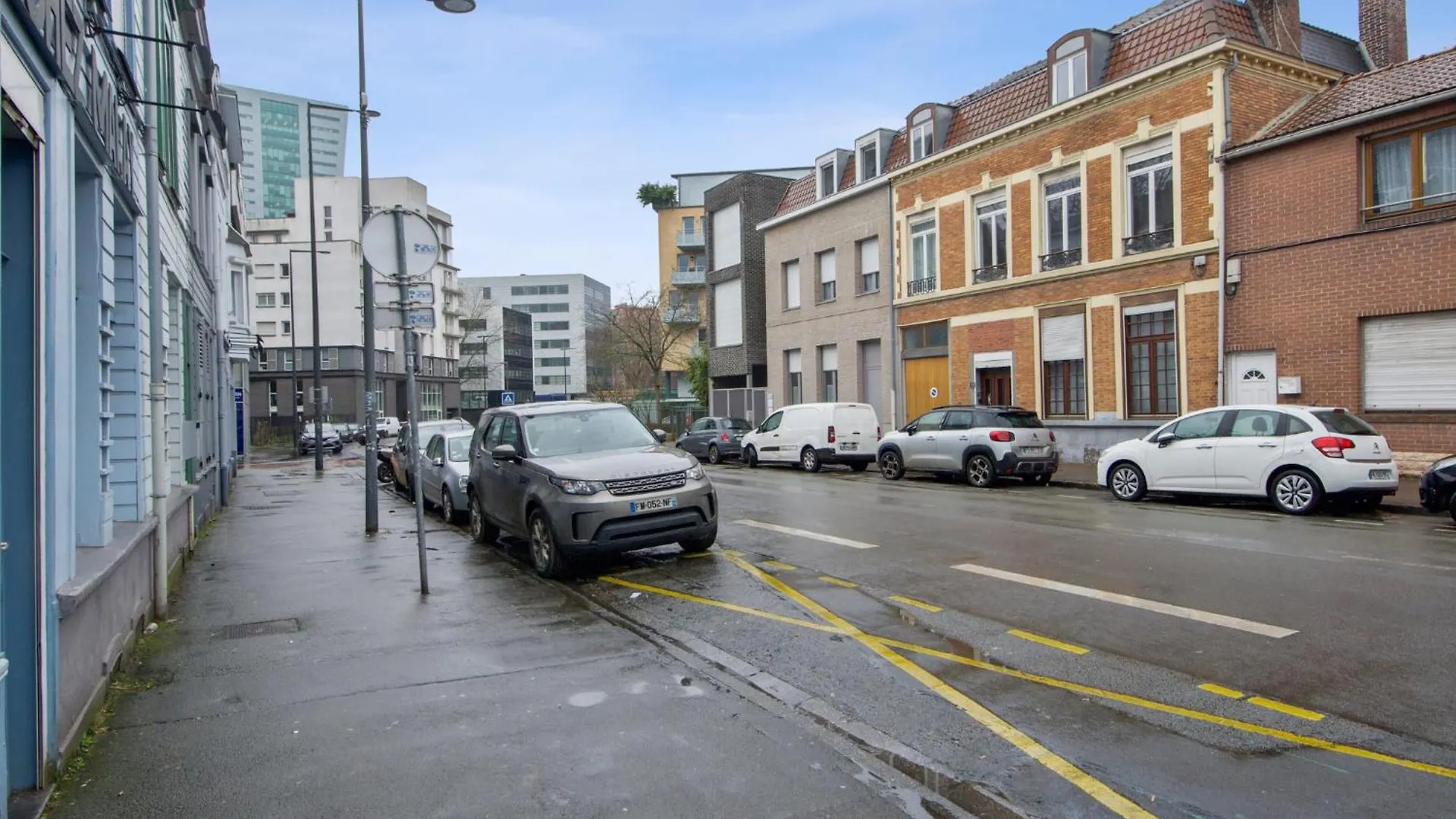 Poppy-Ideally located, Next station,Gd Palais&City Lille